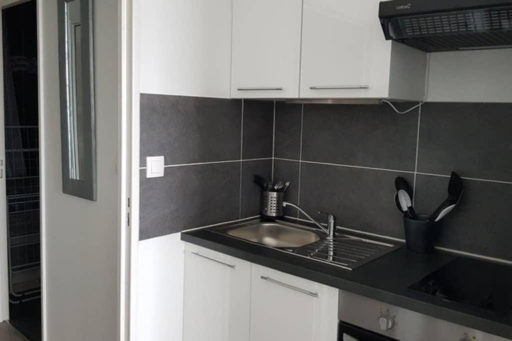 Beau Studio Renove 30M2 Balcon Vue Paris+Parking Apartman Kültér fotó